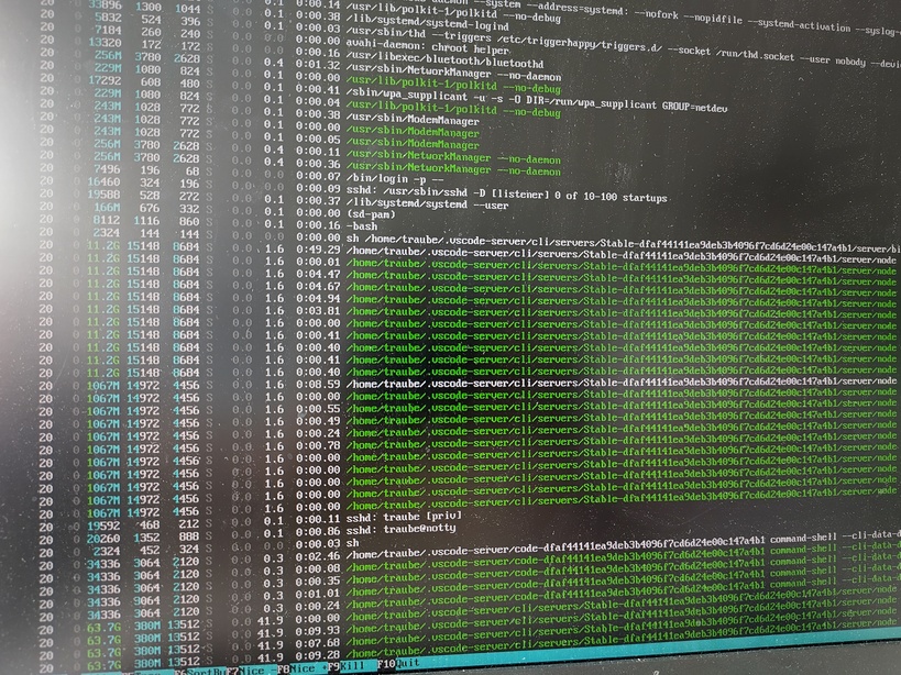../../../../../../../_images/vscode-crap.jpg